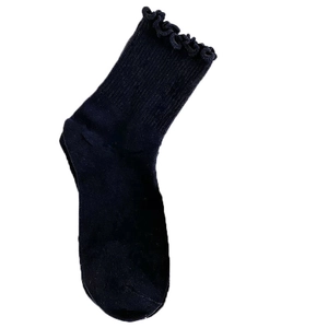 Chaussettes côtelées bleu marine avec bord à volants doux, style minimaliste pour mocassins