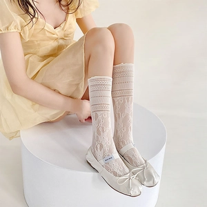 Calze al ginocchio in pizzo floreale bianco con volant e stile vintage dolce giapponese