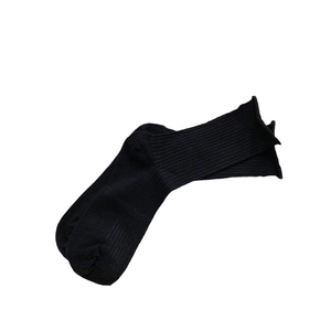 Chaussettes mi-hautes noires à côtes pour femmes, style épuré en coton à bords roulés