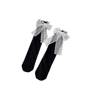 Chaussettes noires hautes avec nœud en dentelle et résille à pois style doux JK