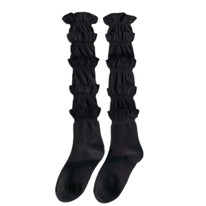 Chaussettes hautes noires style japonais avec dentelle multicouche et froufrous