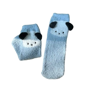 Chaussettes épaisses en polaire corail avec oreilles de chien pour l'hiver