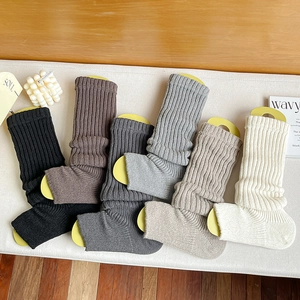 Jambières tricotées style japonais pour femme en six couleurs avec texture côtelée et chaude