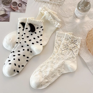 Chaussettes Mi-Mollet Douces Femmes Coton Volants Dentelle Nœud Papillon Pois Oreilles 3D Style Japonais Harajuku Blanc