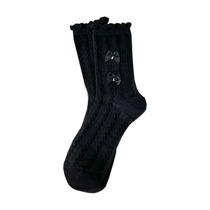Chaussettes japonaises JK noires avec bordure en dentelle et nœuds en soie perlés