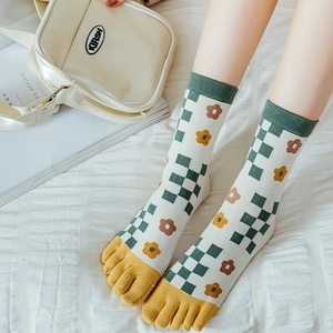 Zehensocken Damen Baumwolle Blumen Bär Kariert Wadenlang Atmungsaktiv Süßer Japanischer Stil Weiche Strümpfe