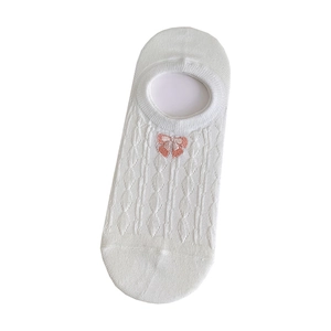 White low-cut boat socks with pink bow embroidery and vertical knit texture patterns