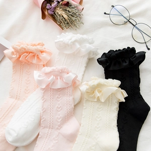 Chaussettes style Lolita avec volants et motif cœur en cinq couleurs assorties