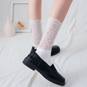 Chaussettes Mi-Mollet Femmes Coton Dentelle Ajouré Motif Floral Bordure Ondulée Harajuku Mode Rétro Respirant Elégant