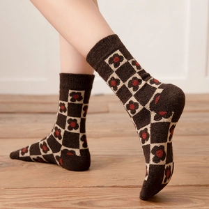 Thick wool socks for women in coffee color with checkered pattern and red flower details