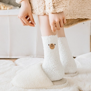 Chaussettes Maison Mi-Mollet Femmes Polaire Corail Épais Chaud Intérieur Sommeil Chaussettes Sol Broderie Ours Dessin Animé