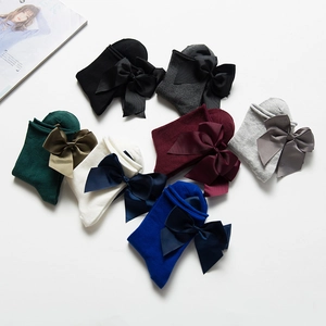 Set di calze lolita giapponesi in cotone con fiocchi di raso in sette colori