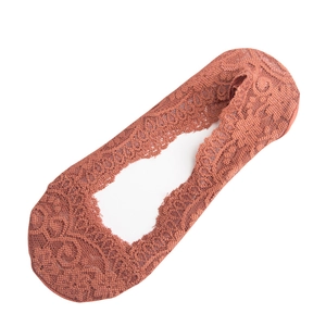 Breathable lace invisible boat socks for women in vibrant brick red with anti-slip heel