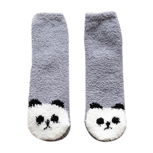 Süße Panda-Korallenvlies-Socken in Grau und Weiß, dicke warme Wintersocken für zuhause
