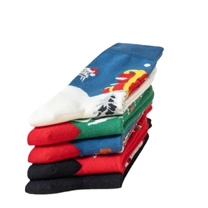 Confezione da cinque paia di calze di cotone festose con motivi natalizi colorati