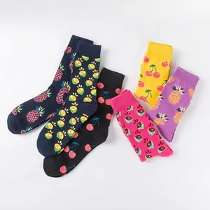 Set di 5 paia di calze colorate in cotone con stampe tropicali di ananas e frutta
