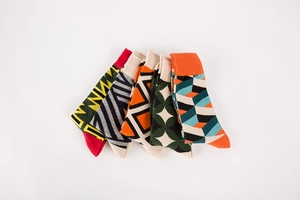 Lot de six paires de chaussettes homme aux motifs géométriques nordiques et colorés