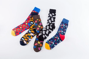 Set di 5 paia di calze in cotone con stampe naturali come foglie di ginkgo e alci