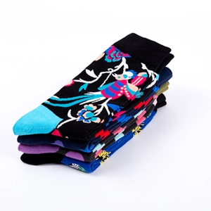 Autumn-winter cotton crew socks set featuring colorful bird and floral patterns