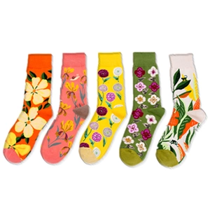 Crew Socks Cotton Knit Floral Print Bright Colors Breathable Soft Casual Artistic Women Daily Wear