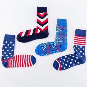 Men's cotton skate socks featuring US flag and abstract geometric patterns in red and blue