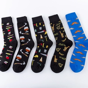 Novelty Artistic Crew Socks Cotton Blend Breathable Hand Linked Toe Patterned Dress Socks For Men Unisex Casual