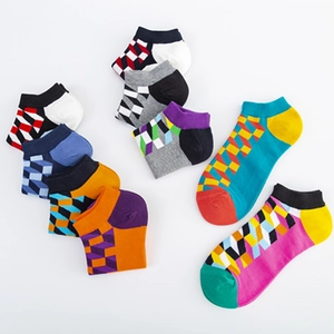 Colorful low cut cotton socks for men with geometric square patterns and knit finish