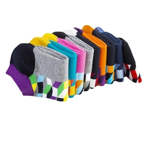 Set of colorful cotton low-cut ankle socks with 3D geometric patterns in various colors