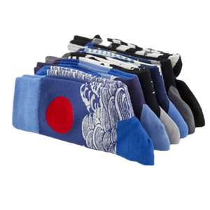 6-pack of cotton socks featuring Japanese Ukiyo-e wave patterns and red sun motif