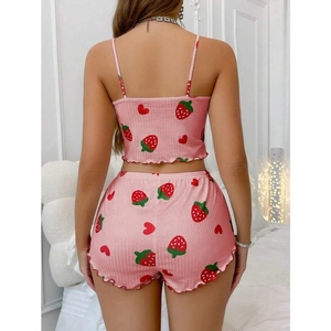 Set loungewear rosa due pezzi con stampa fragola cuore e dettaglio bordo a coste