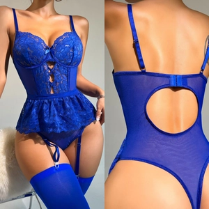 Ensemble body en dentelle bleu foncé avec bonnets à armatures, porte-jarretelles et bas