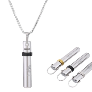 Collana con fischietto 528Hz antistress in acciaio inossidabile argento, oro e nero opaco
