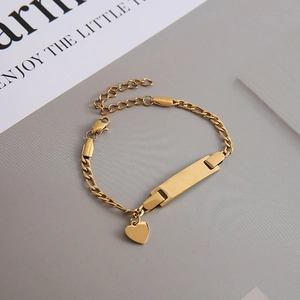 Minimalist 18K gold plated stainless steel Figaro chain bracelet with heart charm