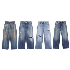 Jeans en jean décontractés avec genoux déchirés en quatre délavages vintage classiques