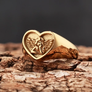Bague Chevalière Coeur Relief Ange Acier Inoxydable Plqué Or Vintage Rétro Bijoux Polis Pour Femmes Hommes