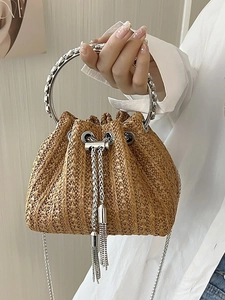 Fashionable straw bucket bag with rhinestone tassels and silver ring handle for women