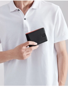Herren-Bifold-Ledergeldbörse in Schwarz mit orangefarbenem Innenfutter und RFID-Schutz