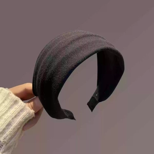 Serre-tête large en éponge noire classique avec texture antidérapante et design épuré