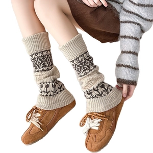 Vintage Fair Isle knitted leg warmers in cream and brown with thick thermal texture