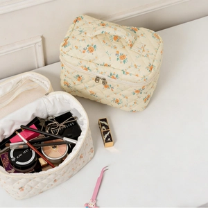 Quilted floral cotton makeup bag set with top handle and cosmetic storage space