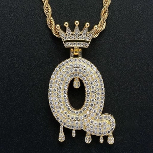 Hip hop crown initial Q pendant necklace with iced out cubic zirconia and rope chain
