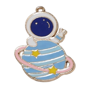 Cute astronaut on planet enamel alloy pendant for DIY creative jewelry making charms