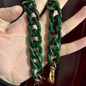 Durable emerald green marble acrylic fishbone chain with gold clasps for luxury bags