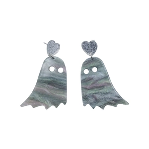 Ghost earrings for Halloween with marble star pattern and silver glitter heart studs