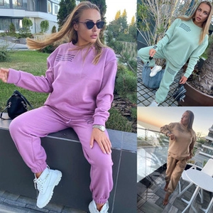 Drei Farben Damen-Loungewear-Sets bestehend aus Rundhals-Sweatshirts und Jogginghosen