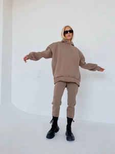 Gemütliches Set aus Oversize-Hoodie und Jogginghose aus Fleece in Erdtönen für Damen