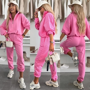 Vues détaillées du survêtement rose décontracté avec sweat à fermeture éclair et pantalon