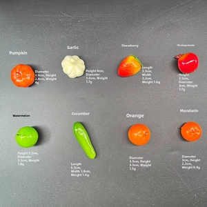 Detailed size and weight chart for miniature artificial fruit models like pumpkin and garlic