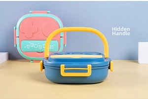 Detail of the hidden handle design on this multi-layer portable kids lunch box
