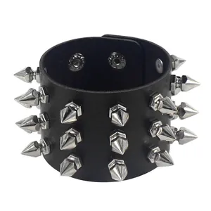 Bracelet manchette punk gothique en cuir PU noir avec trois rangées de pointes argentées